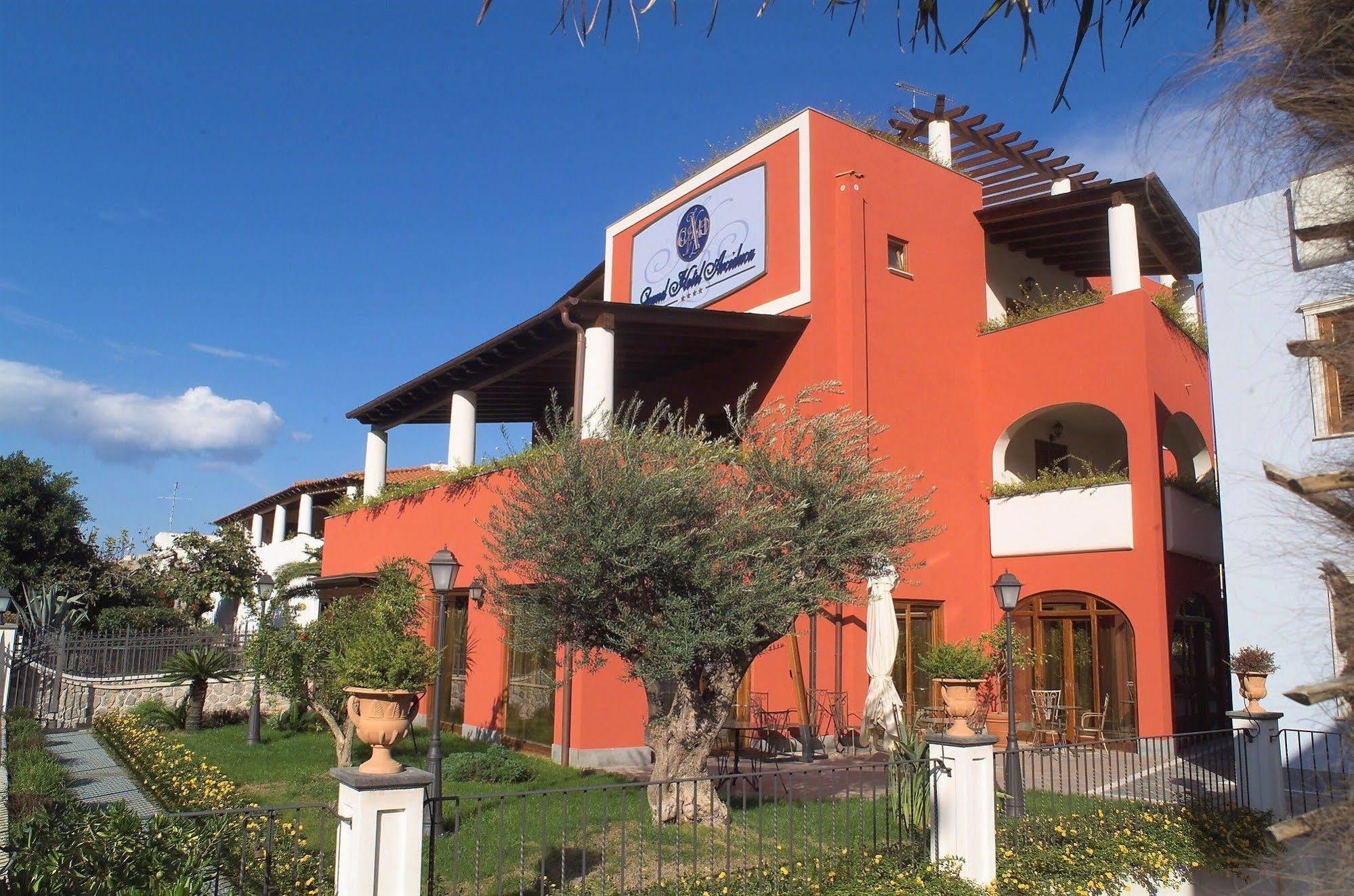 Arciduca Grand Hotel Lipari  Eksteriør billede